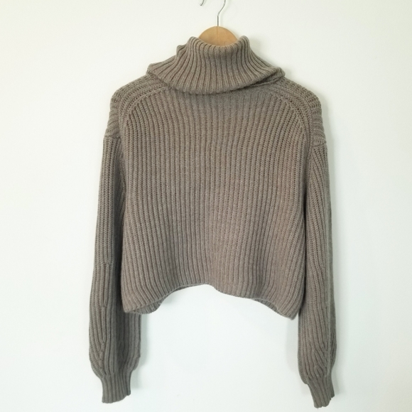 Babaton Aritzia Women's Guell Turtleneck Crop Chunky Knit Wool Sweater Like New - Picture 5 of 16
